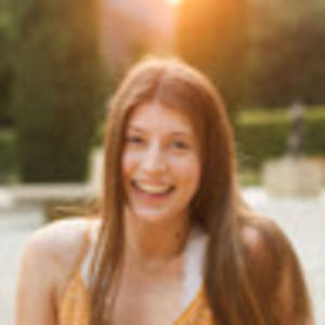 Meet your Posher, Lucia